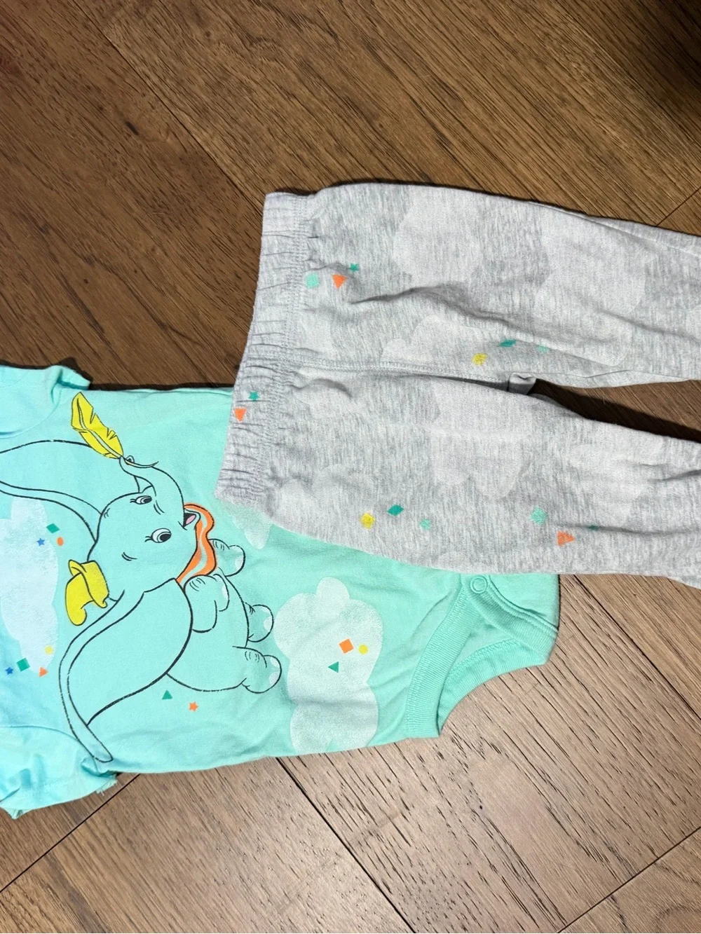 Disney Dumbo Jumping Bean Baby Outfit Size 6 Months